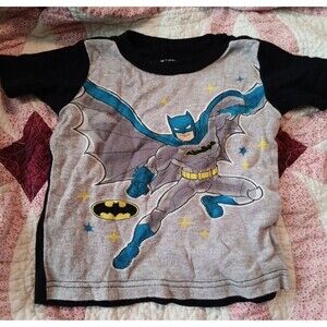 Infant Unisex  Batman Comics Gray/ Black Batman T-Shirt  Size 24 months LOGO